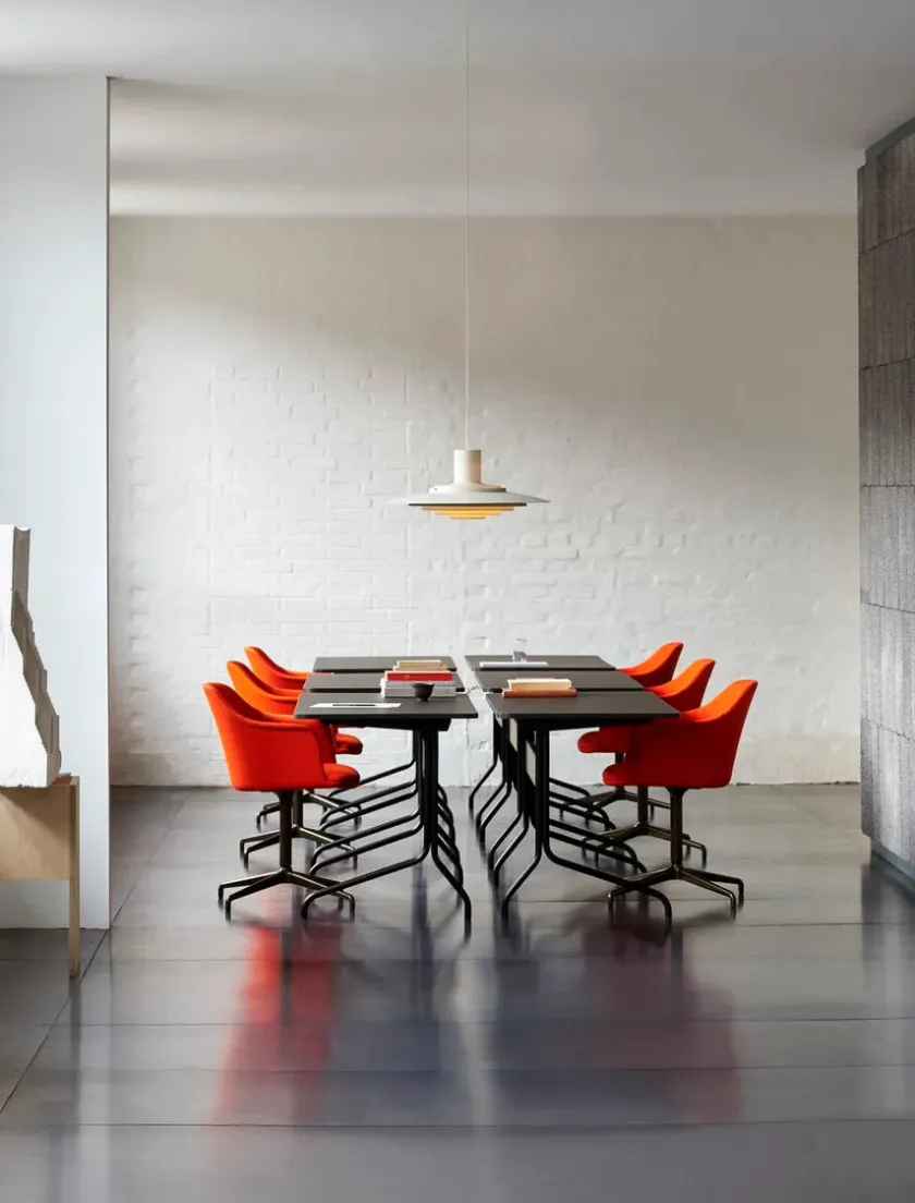 &Tradition Pavilion Skrivebord AV17 fra> Skriveborde