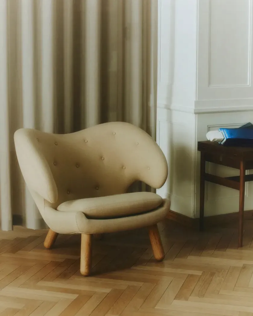 House of Finn Juhl Pelikan stol, eg klar olie af Finn Juhl> Lænestole