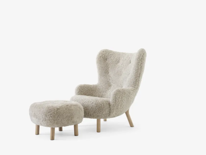 &Tradition Petra VB3 inkl. Skammel, sheepskin moonlight fra> Lænestole