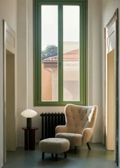 &Tradition Petra VB3 lænestol inkl. Skammel, Barnum 004 fra><noscript><img width=