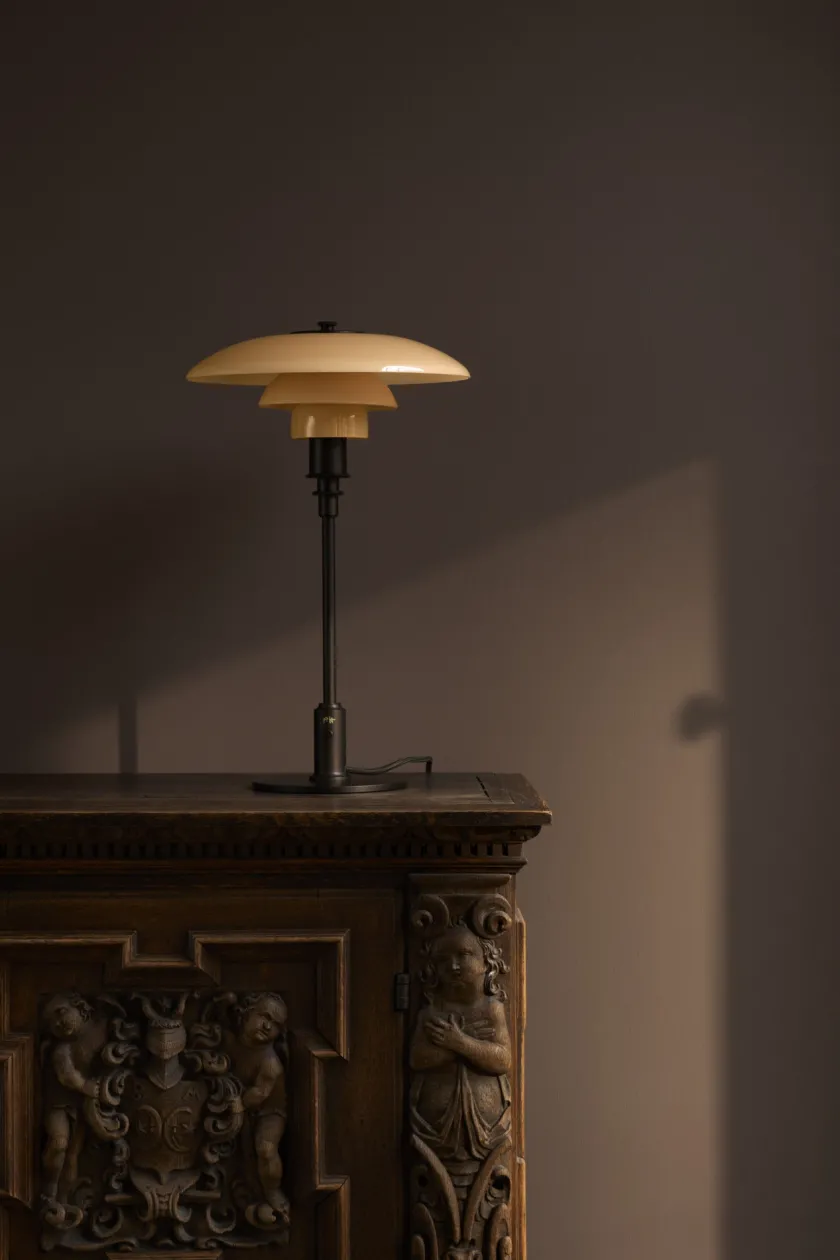 Louis Poulsen PH 3/2 Bordlampe, messing metalliseret fra> Skrivebordslamper|Spots