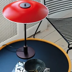 Louis Poulsen PH 3½-2½ Bordlampe, rød af Poul Henningsen><noscript><img width=