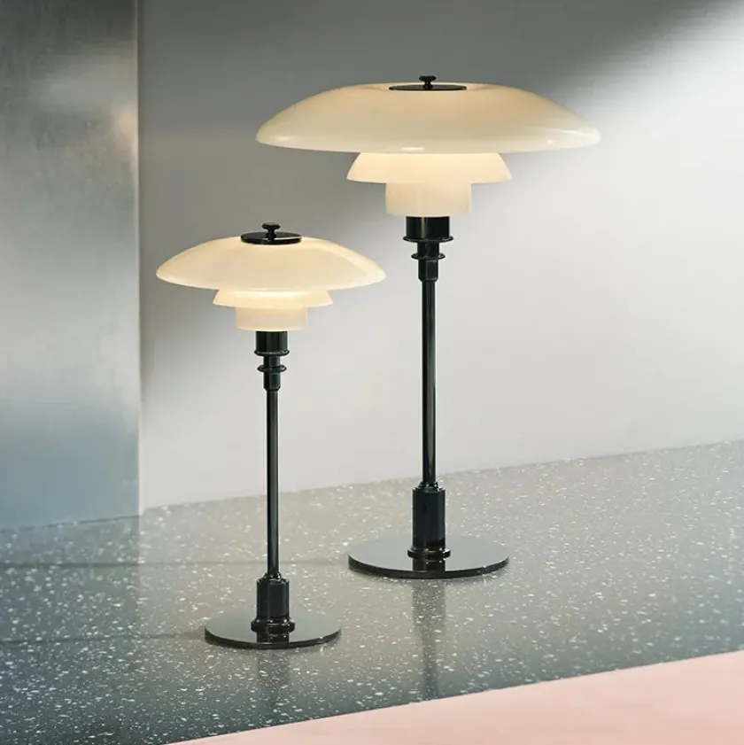 Louis Poulsen PH 2/1 Bordlampe, sort metalliseret fra> Skrivebordslamper|Spots