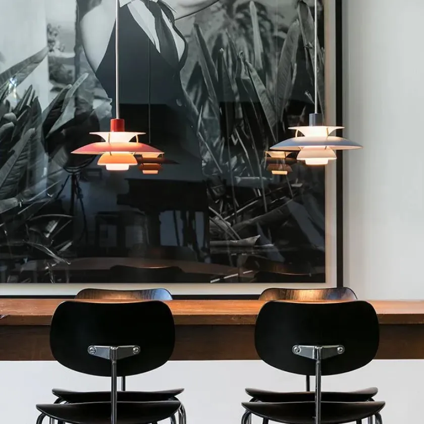 Louis Poulsen PH 5 Mini Pendant, Monochrome Burgundy af Poul Henningsen> Pendler|Spots