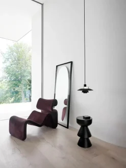 Louis Poulsen PH 5 Mini Pendant, Monochrome Burgundy af Poul Henningsen><noscript><img width=