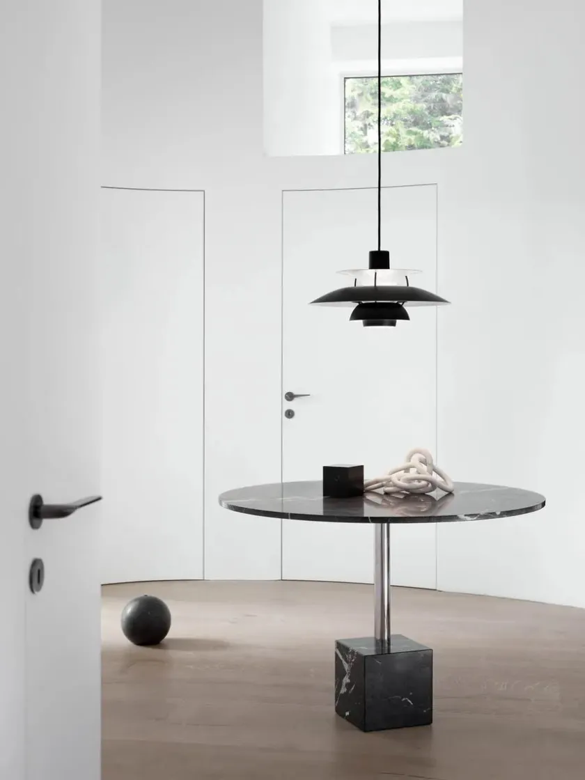 Louis Poulsen PH 5 Pendant, Monochrome Pale Pewter af Poul Henningsen> Spots|Pendler