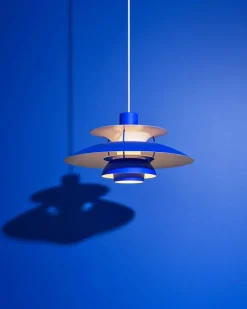 Louis Poulsen PH 5 pendel, Monokrom Oyster af Poul Henningsen><noscript><img width=