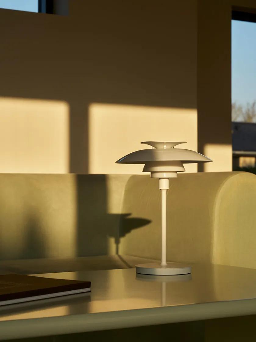 Louis Poulsen PH 80 Portable, hvid fra> Portable Lamper|Spots