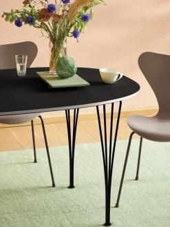 Fritz Hansen Piet Hein B614 Superellipse spisebord, 240 x 120 cm fra><noscript><img width=