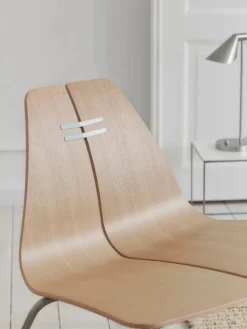 Fritz Hansen PK23 Lounge Chair, black/black af Poul Kjærholm><noscript><img width=