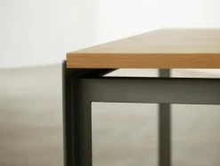 Carl Hansen & Søn PK52A Elevbord fra> Skriveborde