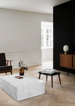 Audo Copenhagen Plinth Low Black Nero Marquina marmor fra><noscript><img width=