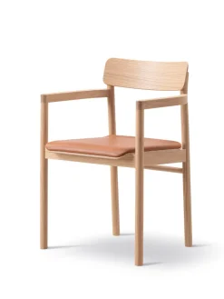 Fredericia Furniture Post Spisebordsstol, sædepolstret max 95 læder fra><noscript><img width=