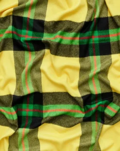 Magniberg Queen blanket - Lipstick red tartan fra><noscript><img width=