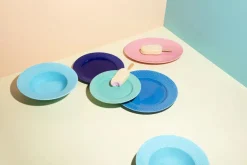 Lyngby Porcelæn Rhombe tallerken, sand Ø27 cm fra><noscript><img width=