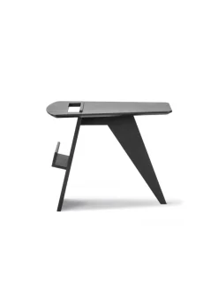 Fredericia Furniture Risom Magazine Table fra><noscript><img width=
