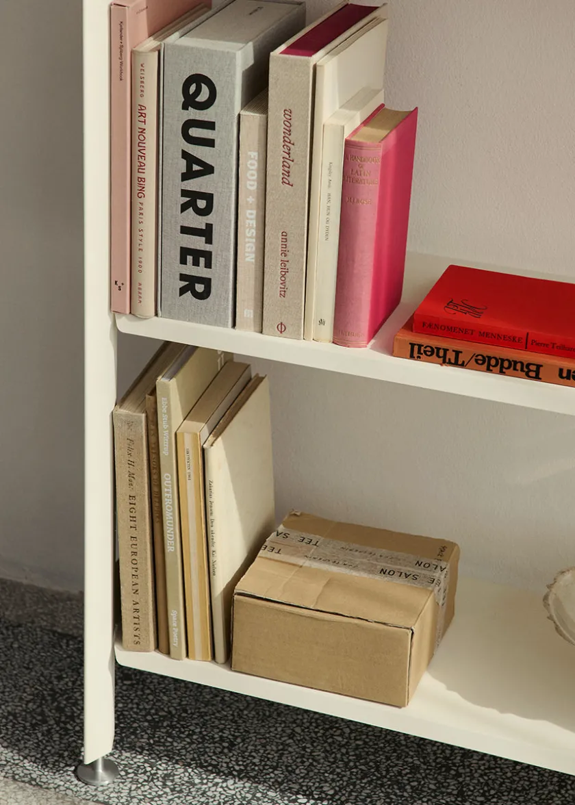 &Tradition Rombe, Configuration I fra> Reolsystemer
