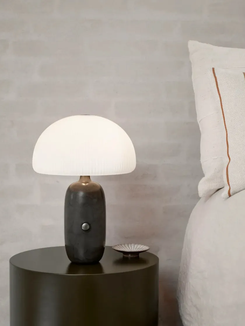 Vipp Sculpture bordlampe fra> Spots