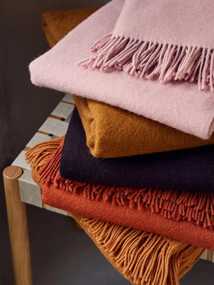 Silkeborg Uldspinderi Season Plaid, seaweed fra> Gaver Til Ham|Puder Og Plaider
