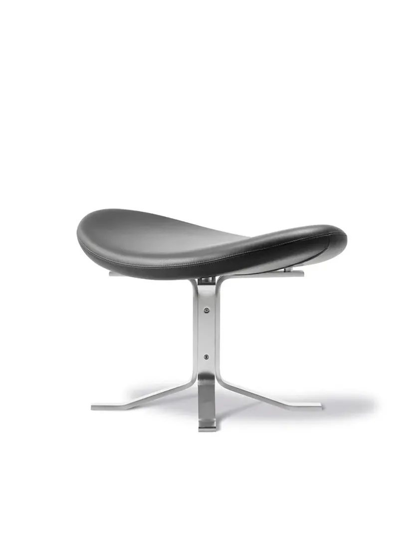 Fredericia Furniture Skammel EJ 5-F til Corona stolen> Skamler