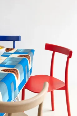 Nine Skinny wooden chair, ash/red fra> Spisebordsstole