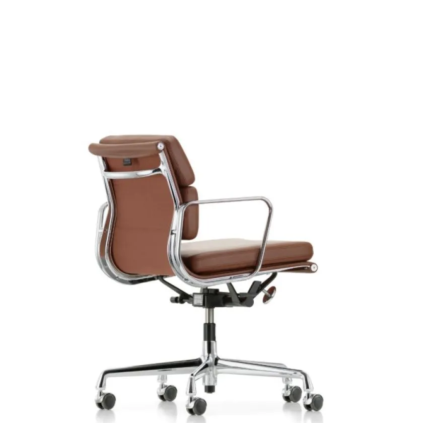 Vitra Soft Pad Chair EA 217 Kontorstol, sort læder/krom stel fra> Kontorstole