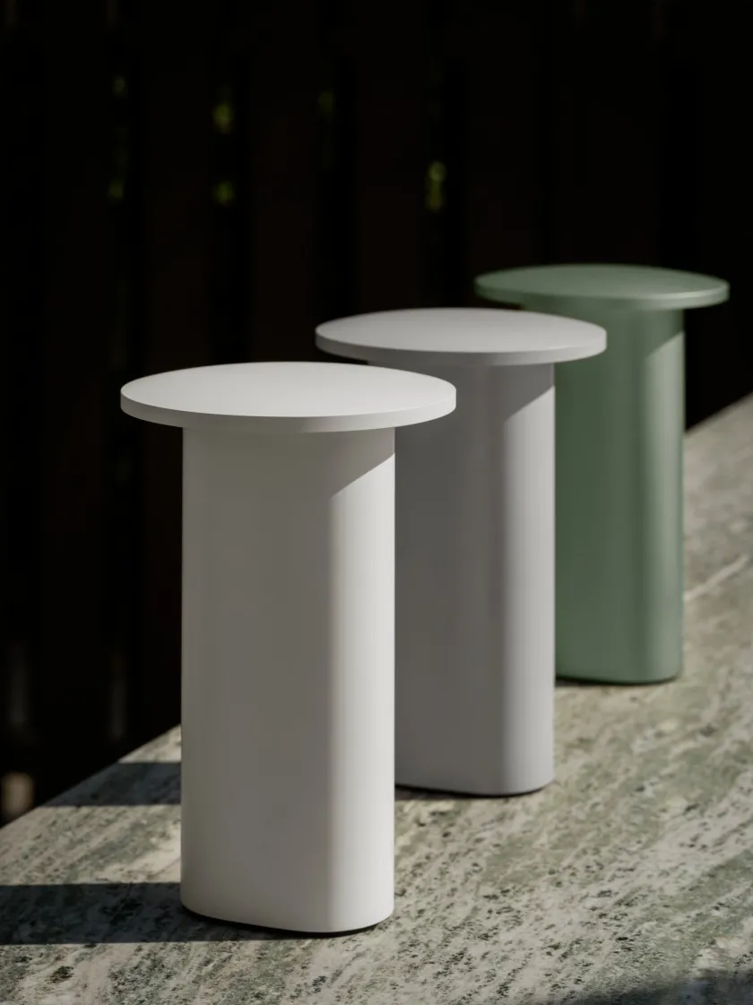 Fritz Hansen Solae Portable lampe af Cecilie Manz> Portable Lamper|Spots