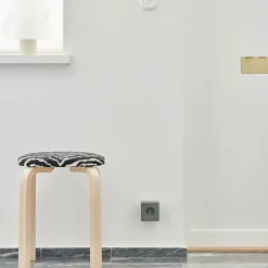 Avolt Square 2 Stikdåse med USB, beige fra><noscript><img width=