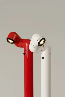 Santa & Cole Tatu Alta Gulvlampe, pure red fra Santa and Cole><noscript><img width=