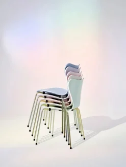 Fritz Hansen 70th Anniversary Edition 3107 Spisebordsstol, 7:14 AM Violet af Arne Jacobsen><noscript><img width=