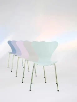 Fritz Hansen 70th Anniversary Edition 3107 Spisebordsstol, 7:14 AM Violet af Arne Jacobsen><noscript><img width=