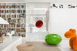 Eero Aarnio Originals The Ball Chair af Eero Aarnio><noscript><img width=