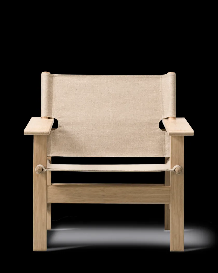 Fredericia Furniture The Canvas Chair, sæbebehandlet eg natur canvas af Børge Mogensen> Loungestole|Lænestole