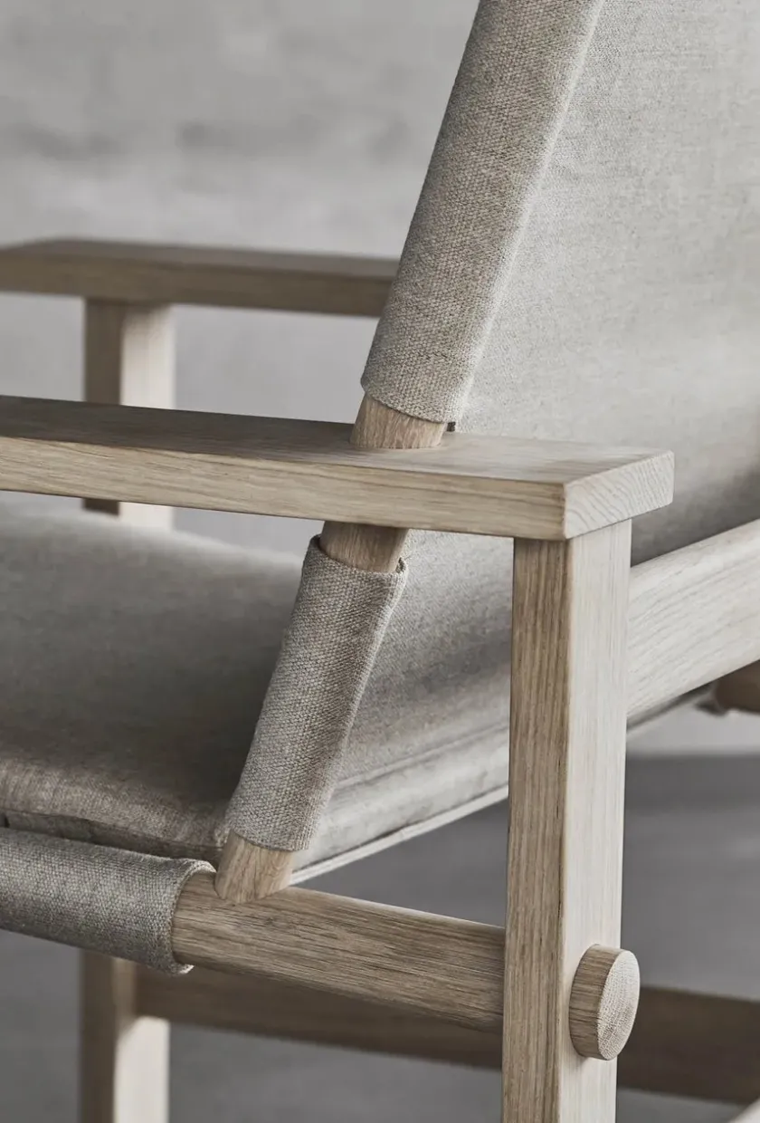 Fredericia Furniture The Canvas Chair, sæbebehandlet eg natur canvas af Børge Mogensen> Loungestole|Lænestole