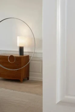 Louise Roe The Eight Over Eight Lamp Small, white marble fra><noscript><img width=
