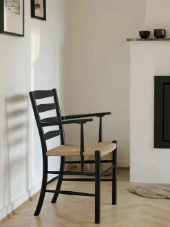 Fredericia Furniture The Klint Armchair, sæbebehandlet eg fra><noscript><img width=