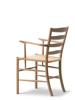 Fredericia Furniture The Klint Armchair, sortlakeret eg fra><noscript><img width=