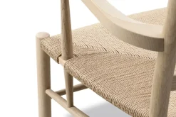 Fredericia Furniture The Klint Armchair, sortlakeret eg fra><noscript><img width=