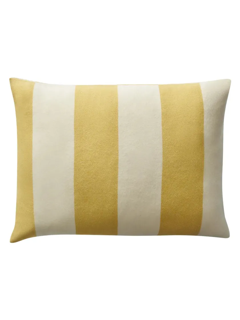 Silkeborg Uldspinderi The Sweater Cushion, cobalt fra> Puder Og Plaider|Puder