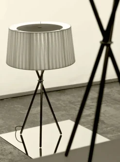 Santa & Cole Tripode Bordlampe, diplomatica stripe fra Santa and Cole><noscript><img width=