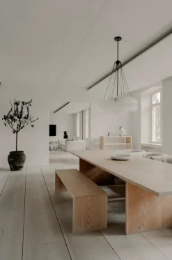 New Mags Understated Elegance - New Urban Living fra><noscript><img width=