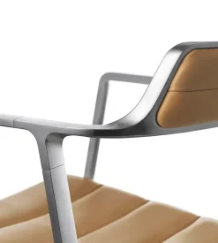 Vipp 452 Swivel Chair, dark sand fra><noscript><img width=