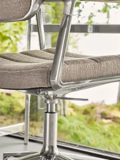 Vipp 453 Swivel+ Chair m/hjul, bosco grøn læder fra><noscript><img width=