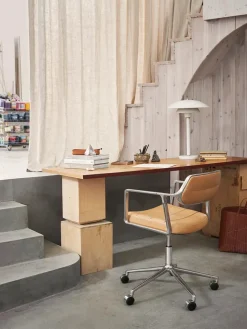 Vipp 453 Swivel+ Chair m/hjul, bosco grøn læder fra><noscript><img width=