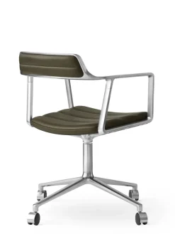 Vipp 452 Swivel Chair m/hjul, dark sand fra><noscript><img width=