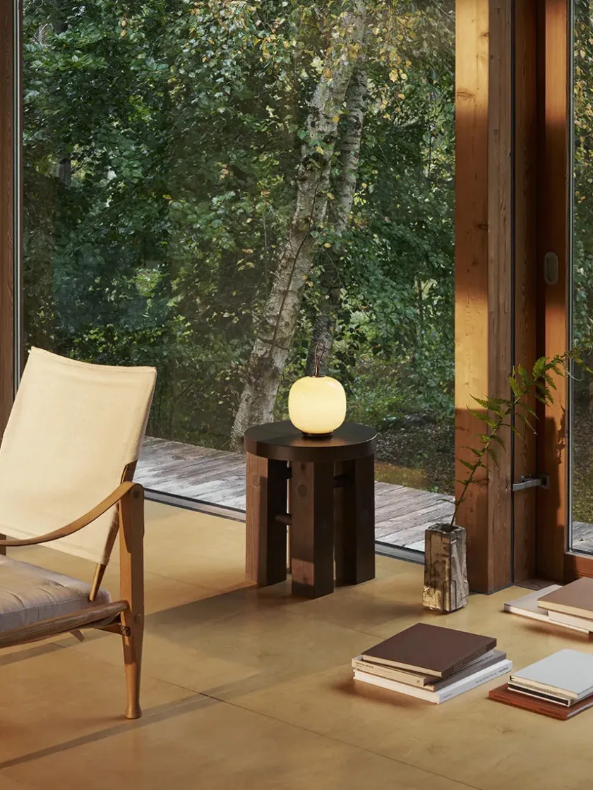 Louis Poulsen VL45 Radiohus Portable Lamp, opal white fra> Portable Lamper|Spots