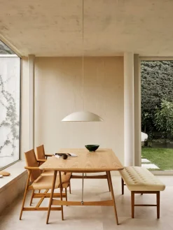 Carl Hansen & Søn VLA75S Foyer bænk, eg olie af Vilhelm Lauritzen><noscript><img width=