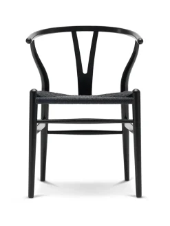 Carl Hansen & Søn Y-stol CH24, Ask sæbe med sort flet af Hans J. Wegner> Spisebordsstole