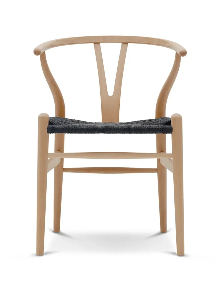 Carl Hansen & Søn Y-stol CH24, Bøg olie med sort flet af Hans J. Wegner> Spisebordsstole