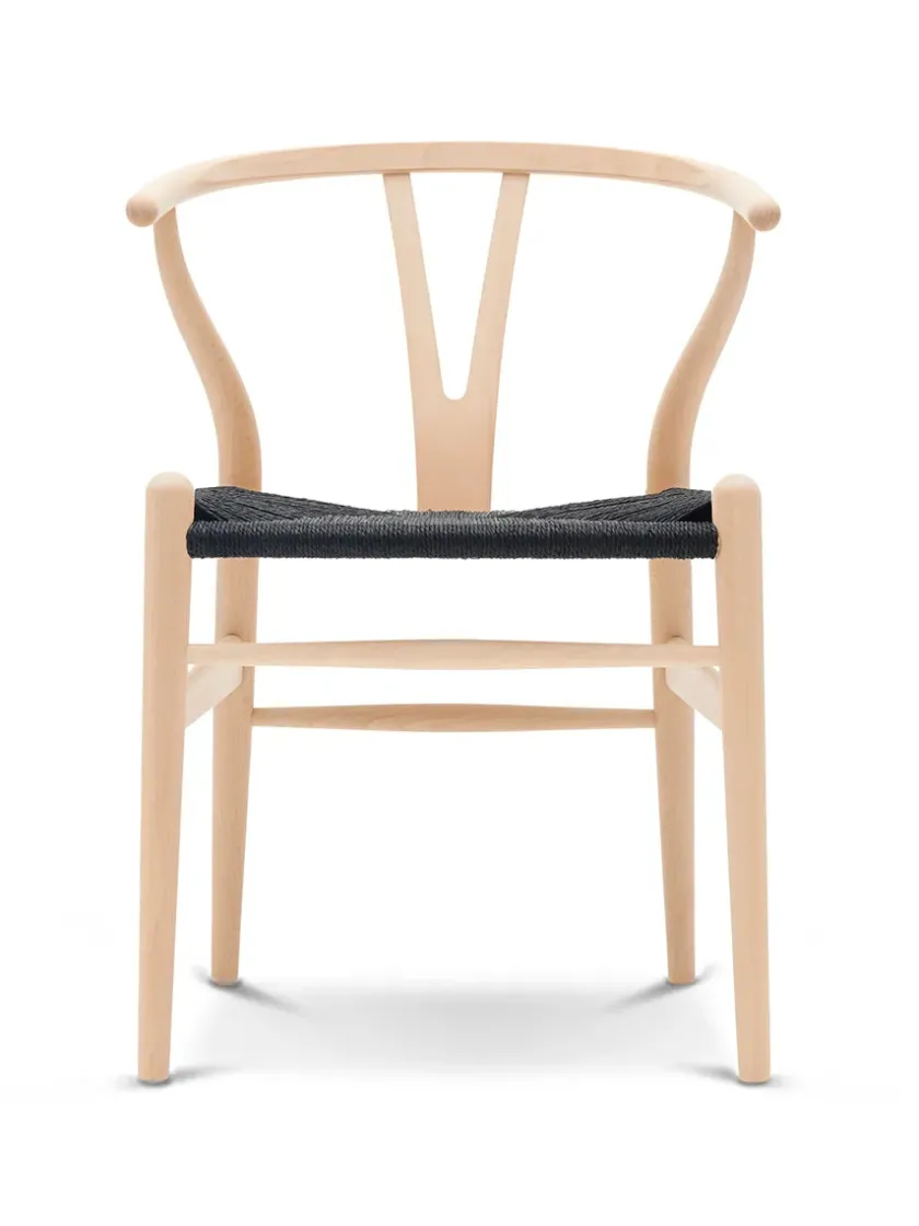 Carl Hansen & Søn Y-stol CH24, Bøg olie med sort flet af Hans J. Wegner> Spisebordsstole